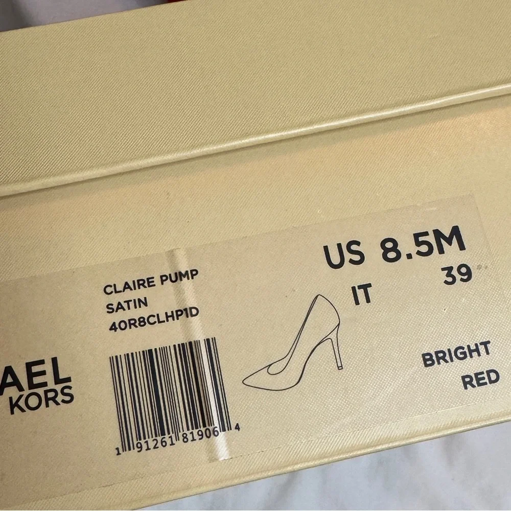 Michael Kors Claire Satin Pumps - Picture 7 of 7